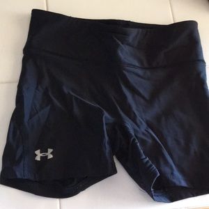 New black under armor spandex
